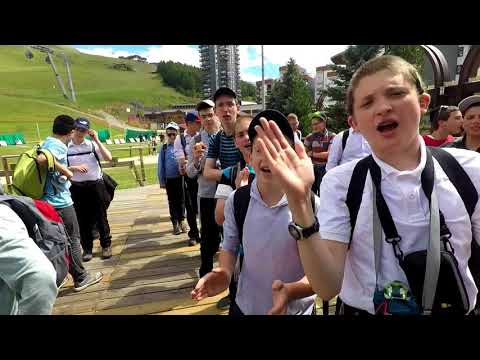 Camp Agudas Jisroel Antwerpen 2017 Highlights - Hands in the air.