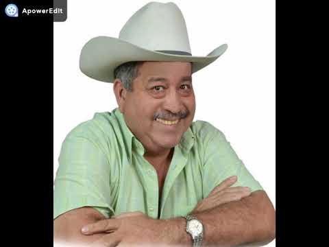 RAMON EMILIO FLORES DE NUEVO EN EL PIE DEL ARPA