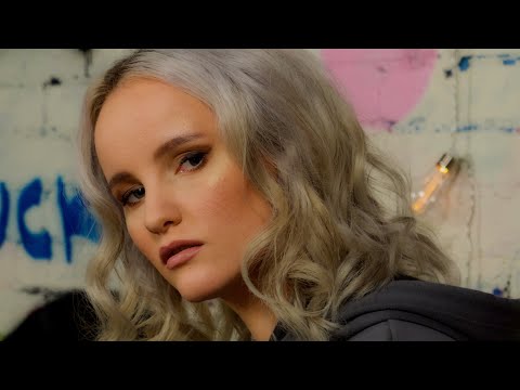 TEASER: Few More Years - Lilian Young, release Friday 25.9.