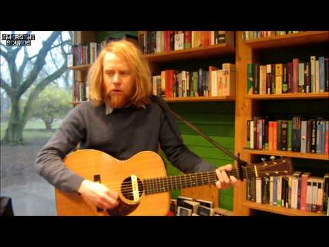 Stu Larsen - Paper Sails // Emergent Sounds Unplugged