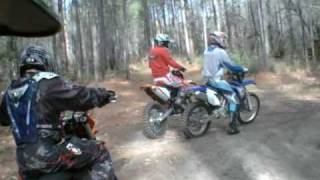 preview picture of video 'Red Dirt, helmet camera, Kisatchie Forest enduro trail ride with group'