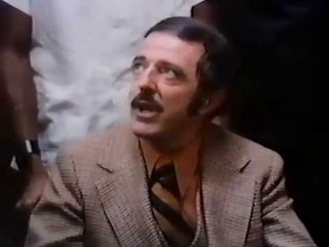 Temperatures Rising 1x05 The Muscle and the Medic