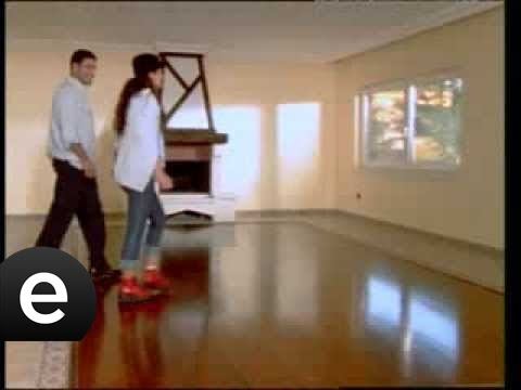 Hani Bekleyecektin (Hakan Altun) Official Music Video #hanibekleyecektin #hakanaltun - Esen Müzik