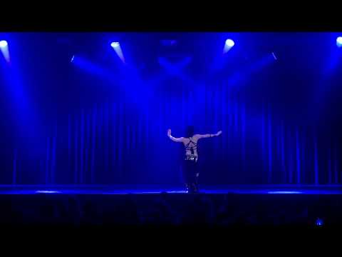 Abby, Glass Eaters®,  at Caravanseray Vienna 2022 - Mohë Mohë