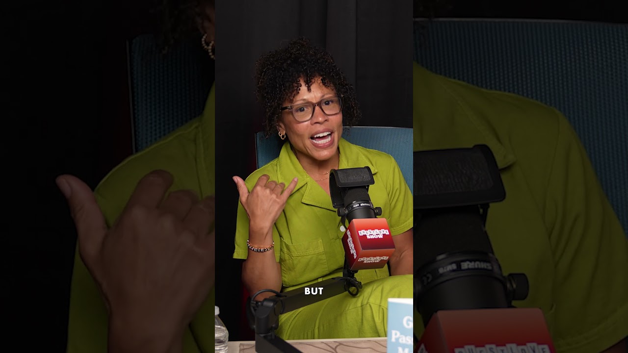 The First Thing Angela Nissel Does in a Hotel | Questlove Show