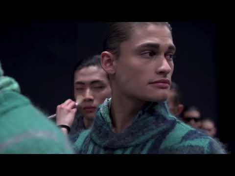 Emporio Armani - 2018 Fall/Winter Menswear Fashion Show Backstage