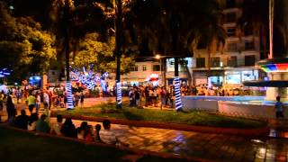 preview picture of video 'Escada Cultural - Preparativos do Natal em Alfenas'