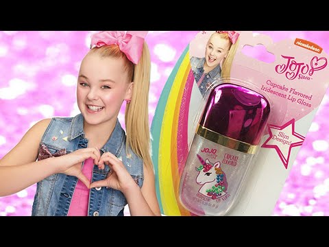 JoJo Siwa Kid in a Candy STORE JoJo's Lip Gloss