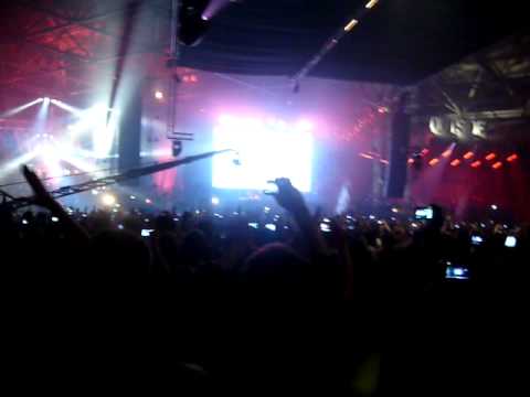 Entree DJ Chuckie on Dirty Dutch The Outsiders 2009-2010