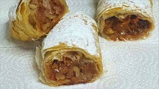 בקלי קלות- שטרודל תפוחים פילו (ליהי קרויץ - מטבח בקלי קלות) - התמונה מוצגת ישירות מתוך אתר האינטרנט יוטיוב. זכויות היוצרים בתמונה שייכות ליוצרה. קישור קרדיט למקור התוכן נמצא בתוך דף הסרטון