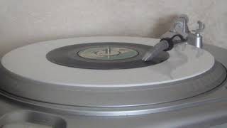 Max Romeo - Pray For Me ( Version ) ( Pama Supreme 1972 ).