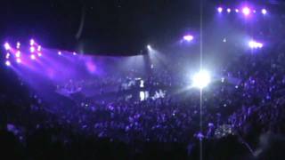 Hillsong Live - God Is Able