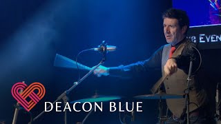 Deacon Blue - Real Gone Kid (Live At Stirling Castle 2013)