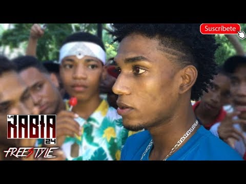 😂Dita cura( NUEVOS TENIS DE 2 PLANTA )😂 La Rabia 24 vs El Kosobo Cash - Freestyle En El OLimpico