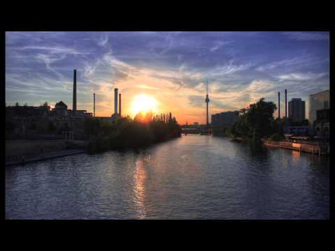 Thom Somkid - Early Moon (Jan Hertz Remix)