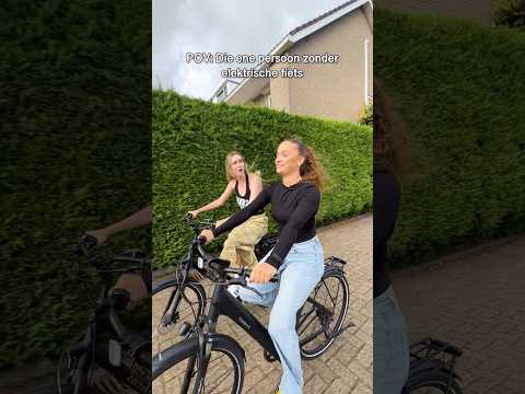Die ene persoon zonder elektrische fiets😂