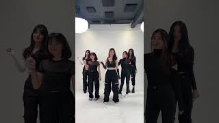 Onic girls pada ngumpul nih guys ? @ONICEsports @nitavior1 @Kayessss @vonnyfeliciaa ❤️?