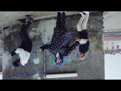 Camp Claude - Game Boys