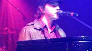 Gavin DeGraw &quot;She Holds a Key&quot; (3/15/08)