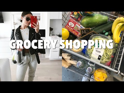VLOG: come to the grocery store with me + what I buy weekly