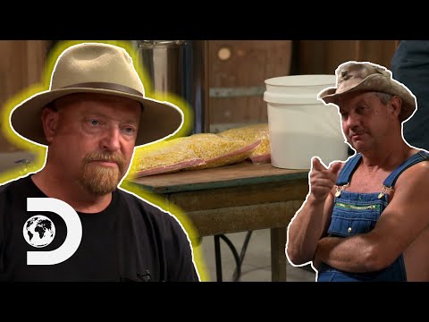 Aaron Puts 3 BAGS Of Corn Cob In His Liquor! | Moonshiners: Master Distillers