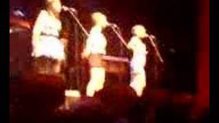 The Pipettes - Tell Me What You Want