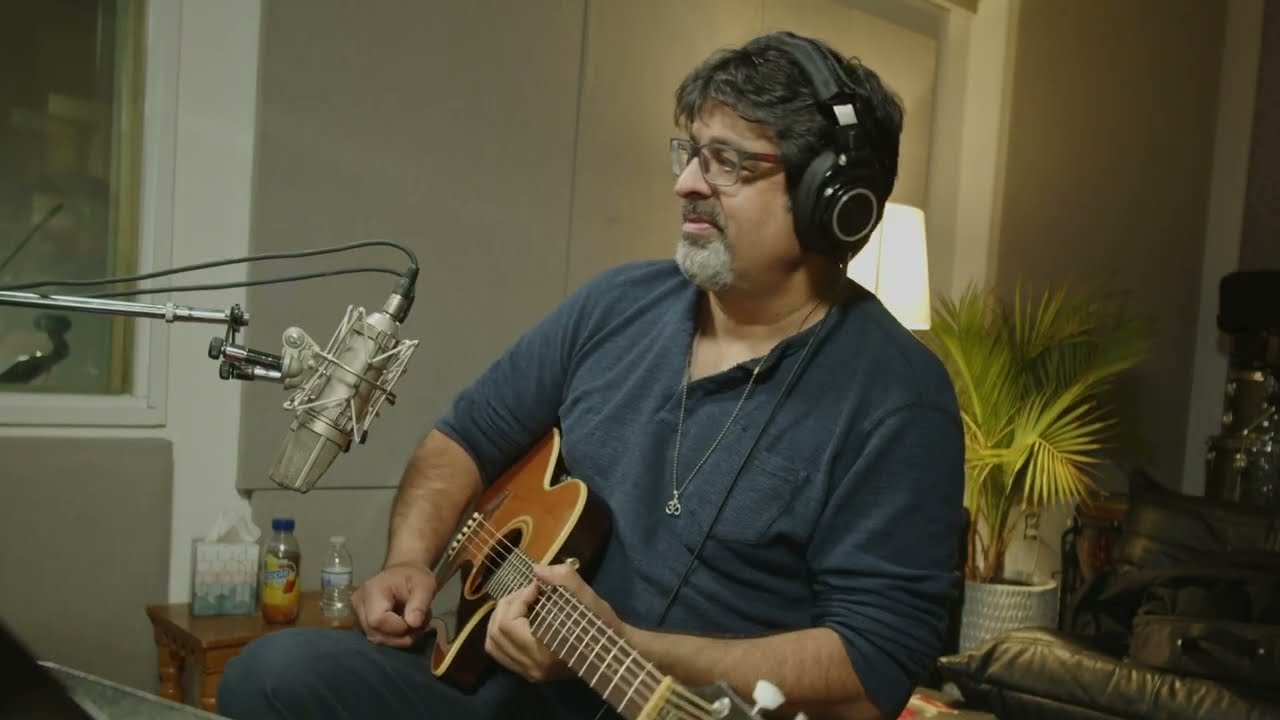 Spin Dream #jazzmusic #jazz #guitarist #godinguitars #musician #acousticguitar www.RezTone.com