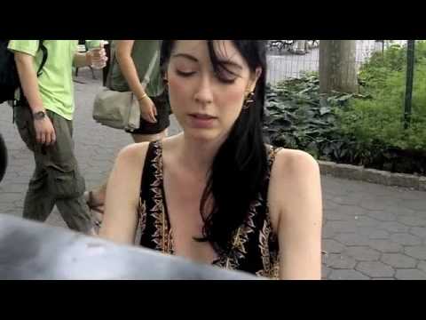 Jennifer Lee Snowden; Play Me I'm Yours downtown - YouTube