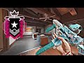 THE 1 MOST AGGRESSIVE CONTROLLER CHAMPION Rainbow Six Siege X