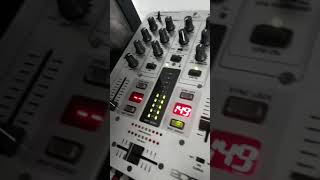 Video thumbnail for mixer Behringer.vmx200 😂😂😂😁😁😁😁 by André Luiz
