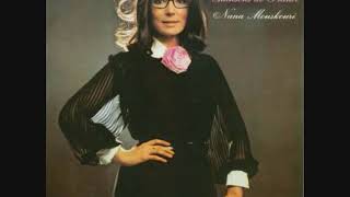 Nana Mouskouri: Le roi a fait battre tambour