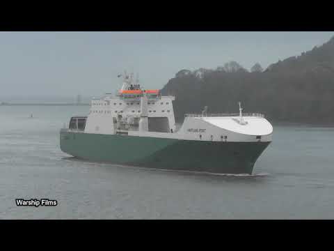 FSL MV 'HARTLAND POINT' ENTERS DEVONPORT NAVAL BASE - 24th December 2019 (HIGHLIGHTS)