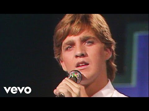 Pancho y Javi - Amor De Verano (Estudio Abierto (Actuación TVE))