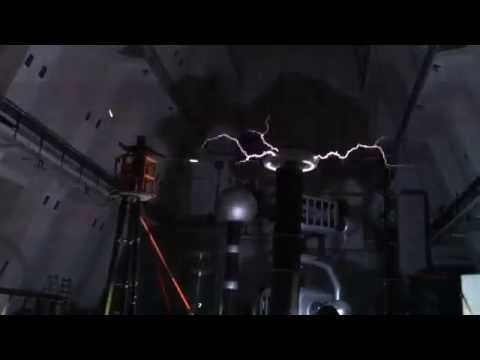 VÚ Běchovice 12.11.2014 - Teslův transformátor