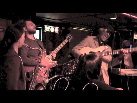 Fred Thomas of the J.B.'s at Essence - Give it Up Turn it Loose