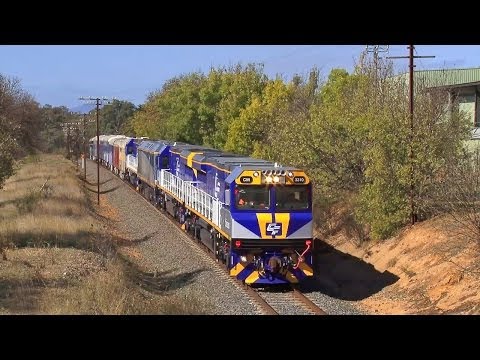 Cummins Powered CFCLA CM Class Locos on the West.  Sun 27/04/14