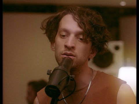 johan lenox - no one wants to dance anymore ft Yung Pinch (Strings Version Live from Truth Studios)