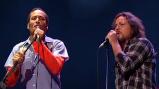 Eddie Vedder &amp; Ben Harper - Under Pressure (Change Begins Within David Lynch Foundation Benefit &#39;09)