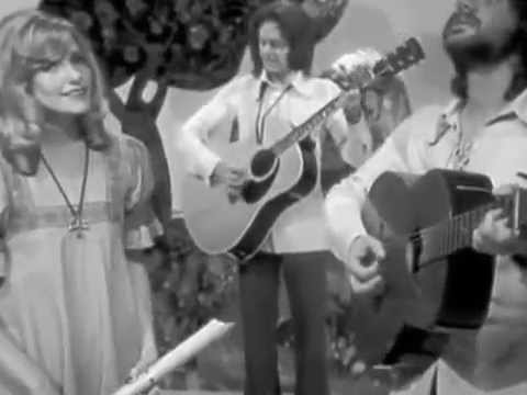 download lagu mp3 mp4 Design Day Of The Fox, download lagu Design Day Of The Fox gratis, unduh video klip Design Day Of The Fox