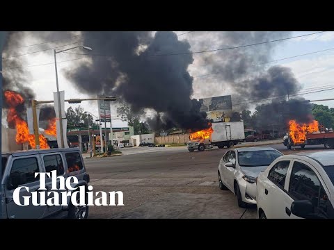 Violent clashes erupt between cartel gunmen and police in Mexico