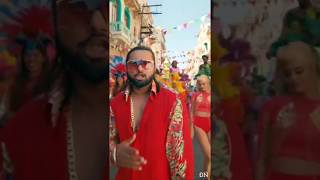 MAKHNA Yo Yo Honey Singh Fullscreen Status Neha Kakkar ft.Bhushan Kumar WhatsApp Status