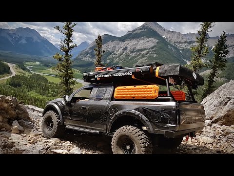 Ford Knightrunner Expedition with Scale Town - RC CWR