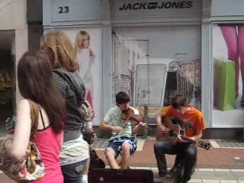 Irish Music Buskers on Grafton St, Dublin, Ireland