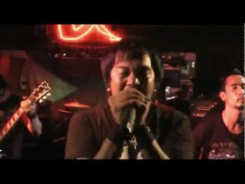 Cariño Brutal (Official Video) - Slapshock