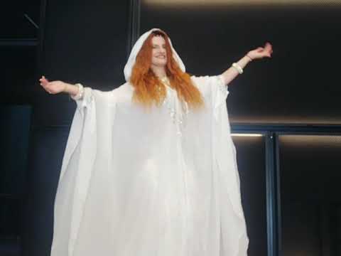 Haligi - Anya Yudina