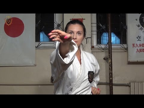 Karate Lesson: Performing Haito Uchi Technic - by Master Di