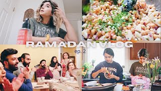 WEEKLY RAMADAN VLOG | Hosting iftar, Mom's Chaat Recipe, Hanging with the Cousins