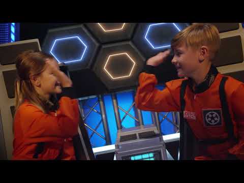 SmartGames Asteroid Escape!