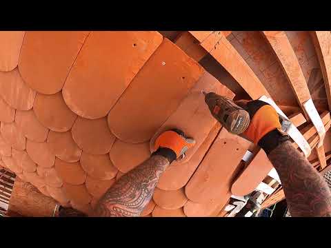 Ochsenauge Teil 5 - Mitte schließen an Doppelgaube - Fledermausgaube in Biberschwanzdeckung