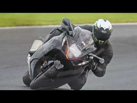 Harley Davidson vs Hayabusa - The Breakdown